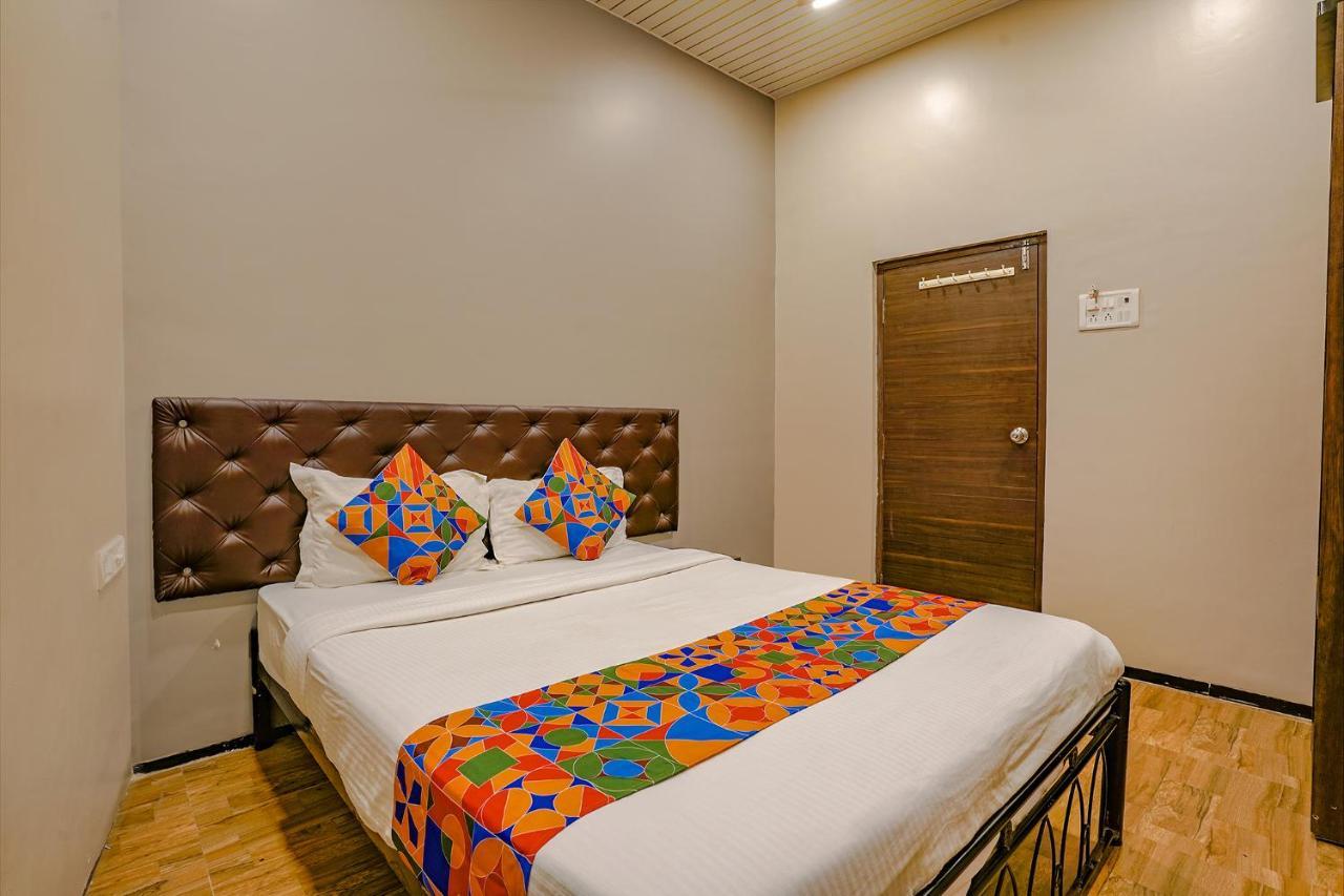 สปอต ออน 40727 โฮเต็ล สตาร์ เรซิเดนซี Hotel มุมไบ ภายนอก รูปภาพ